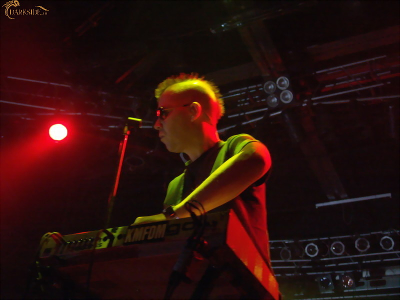 KMFDM 