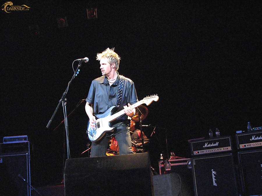 Glenn Hughes 