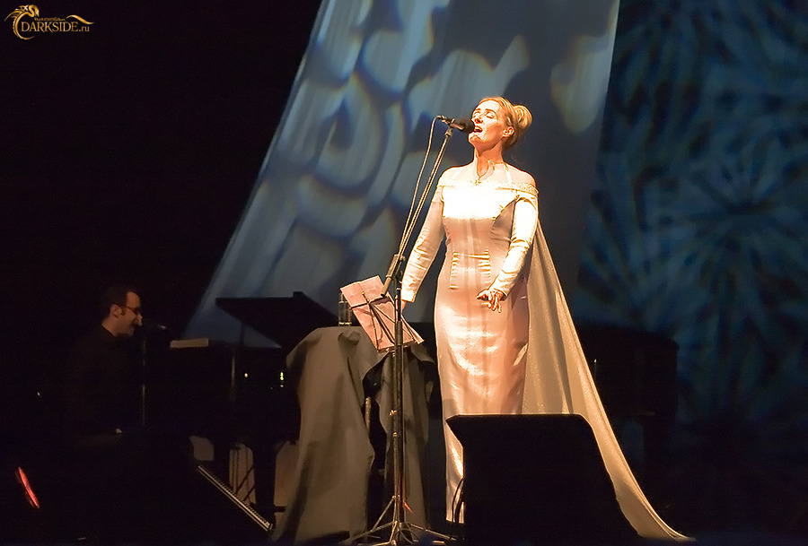 Lisa Gerrard 