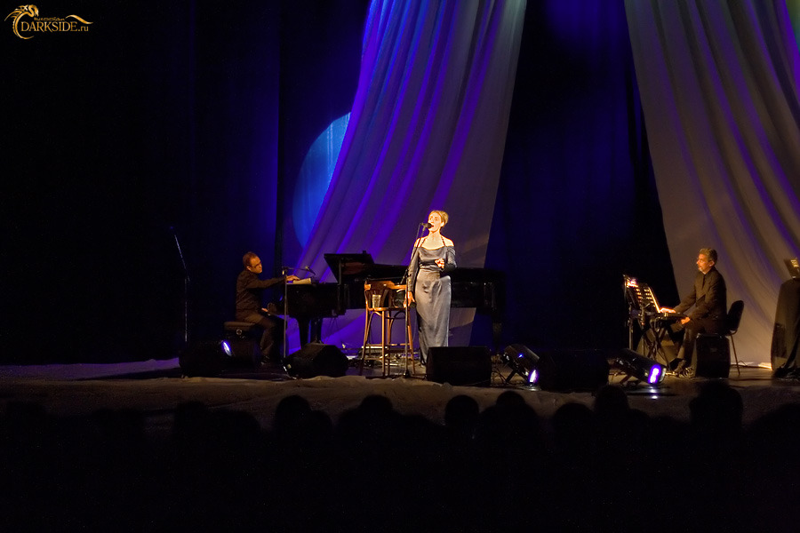Lisa Gerrard 