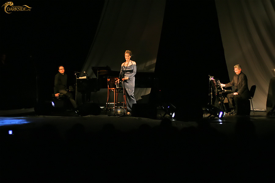 Lisa Gerrard 