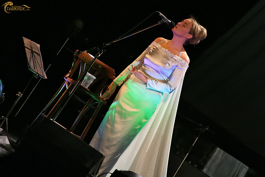Lisa Gerrard 