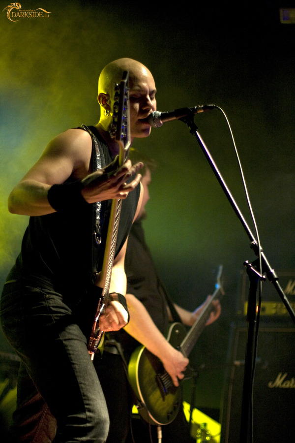 Embraze 