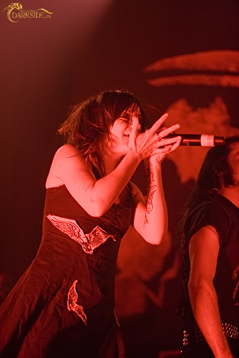 Flyleaf 