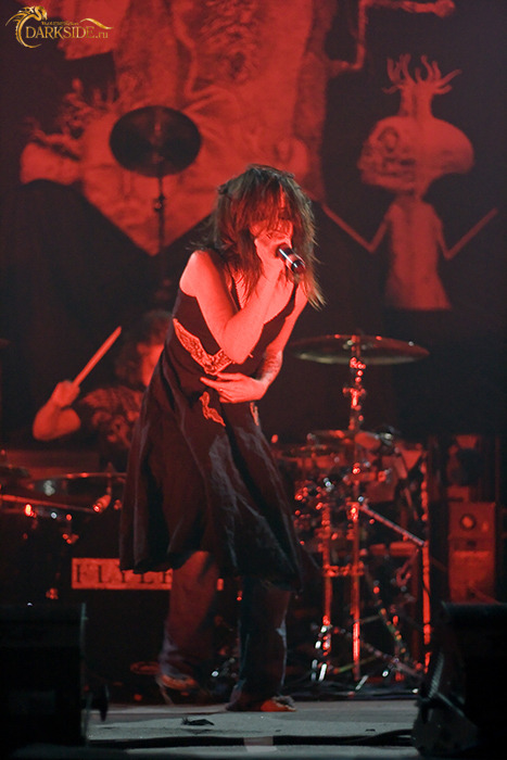 Flyleaf 