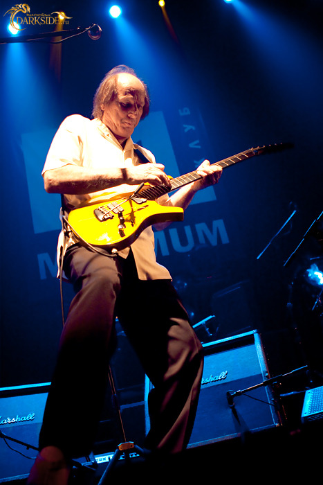 drian Belew Power Trio 