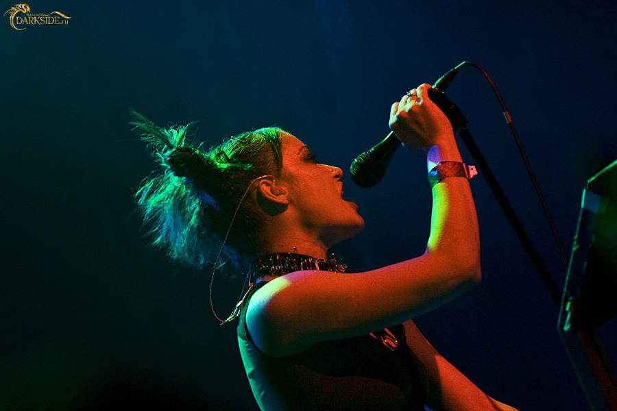 KMFDM 