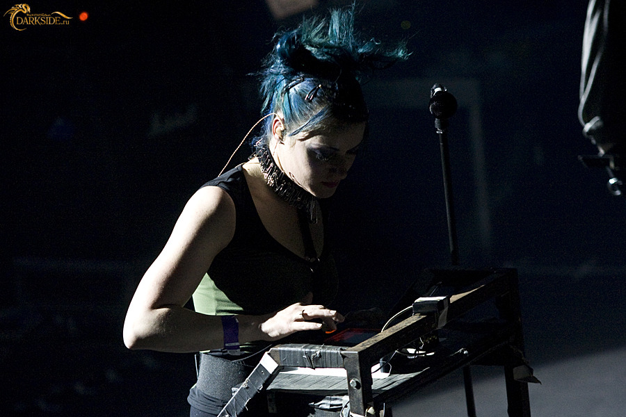 KMFDM 
