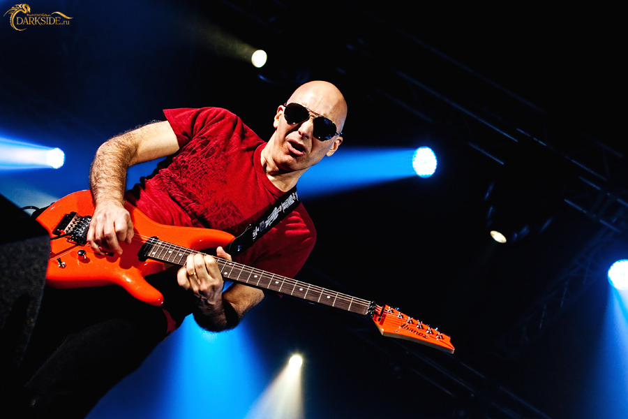 Joe Satriani 
