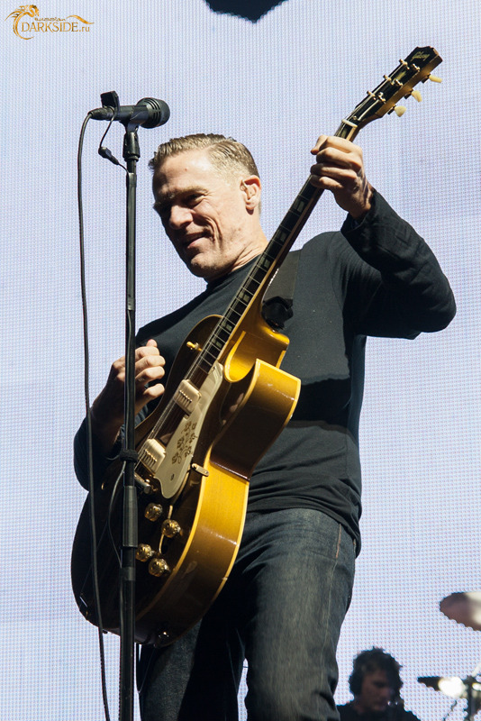 Bryan Adams 