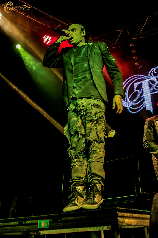 Three Days Grace 