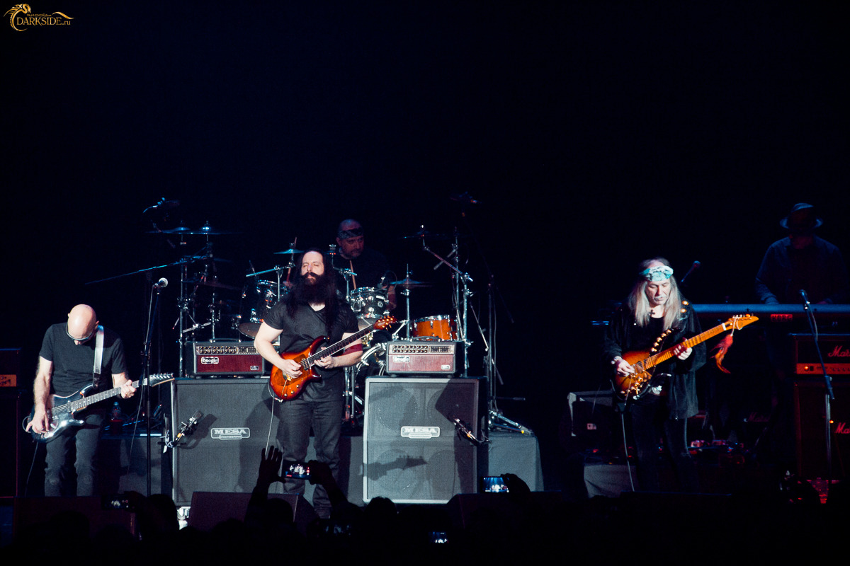 G3 (Joe Satriani, John Petrucci, Uli Jon Roth) 