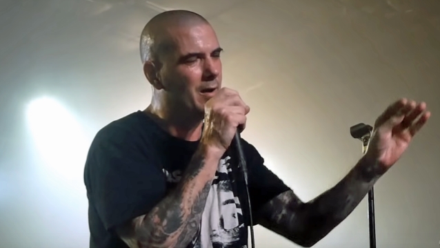 PHILIP ANSELMO Performs PANTERA Classics In São Paulo, Brazil (Video) 