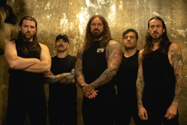 AS I LAY DYING нашли лейбл